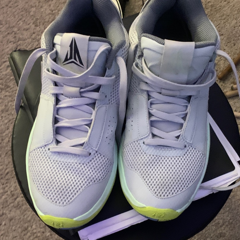 Nike Ja 1 Athletic Basketball Shoes, Like new condition